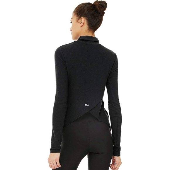 ALO Yoga Embrace Long Sleeve - Picture 1 of 4